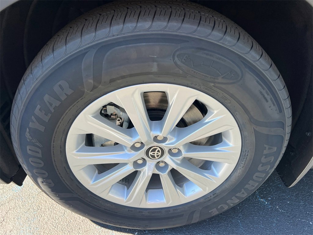 New 2026 Toyota Grand Highlander XLE image 11