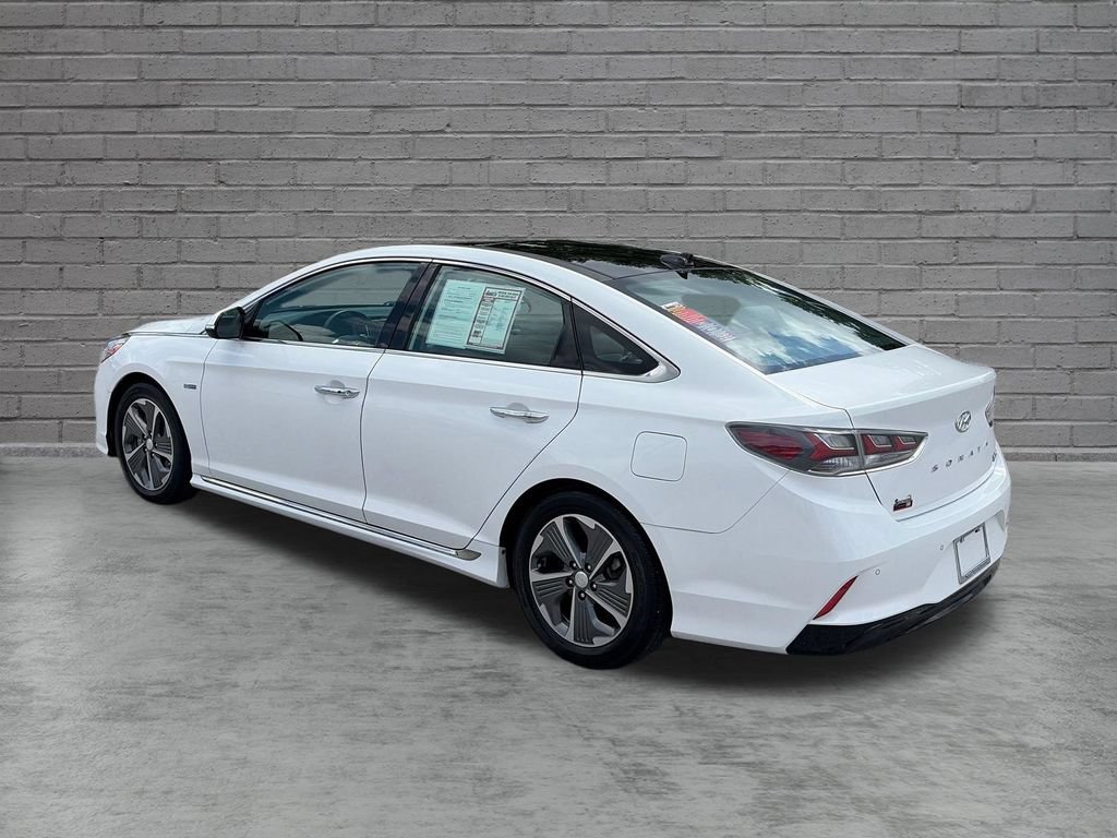 Used 2019 Hyundai Sonata Limited w/ Ultimate Package 02 FWD image 4