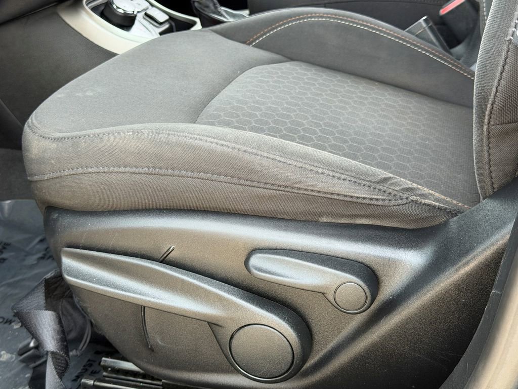 Used 2018 Jeep Compass Sport w/ Tech Group image 19