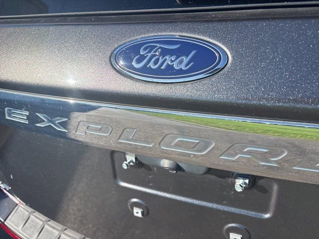Used 2020 Ford Explorer XLT w/ Equipment Group 202A image 51