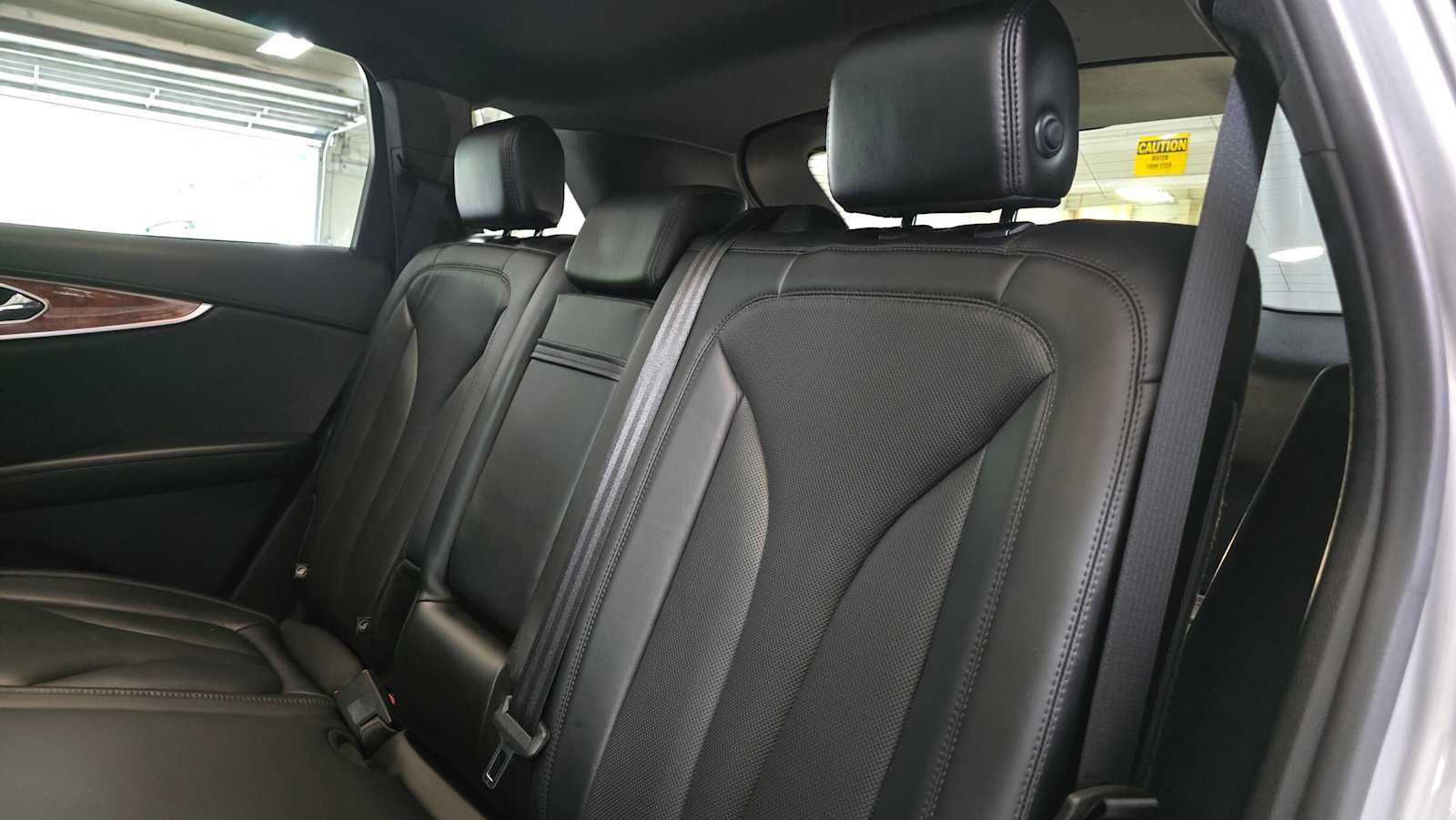 Used 2020 Lincoln Nautilus Reserve FWD image 17
