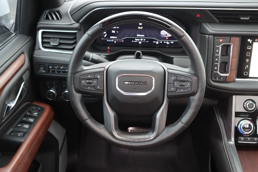 Certified 2023 GMC Yukon Denali Ultimate w/ LPO, Floor Liner Package image 13