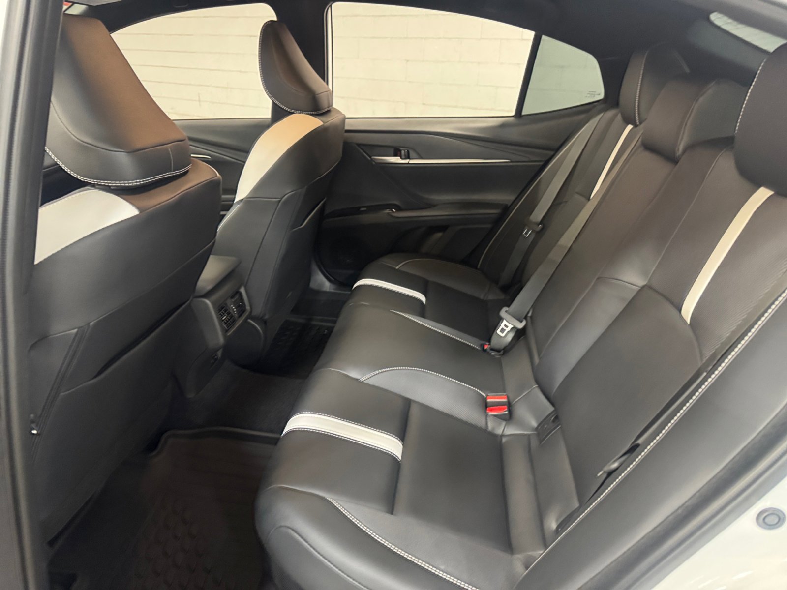 Used 2026 Toyota Camry SE image 17