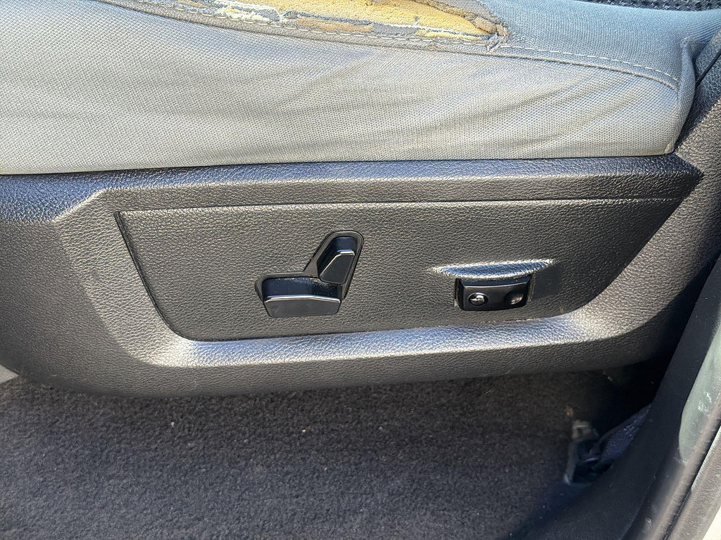 Used 2016 RAM 1500 Big Horn RWD image 30