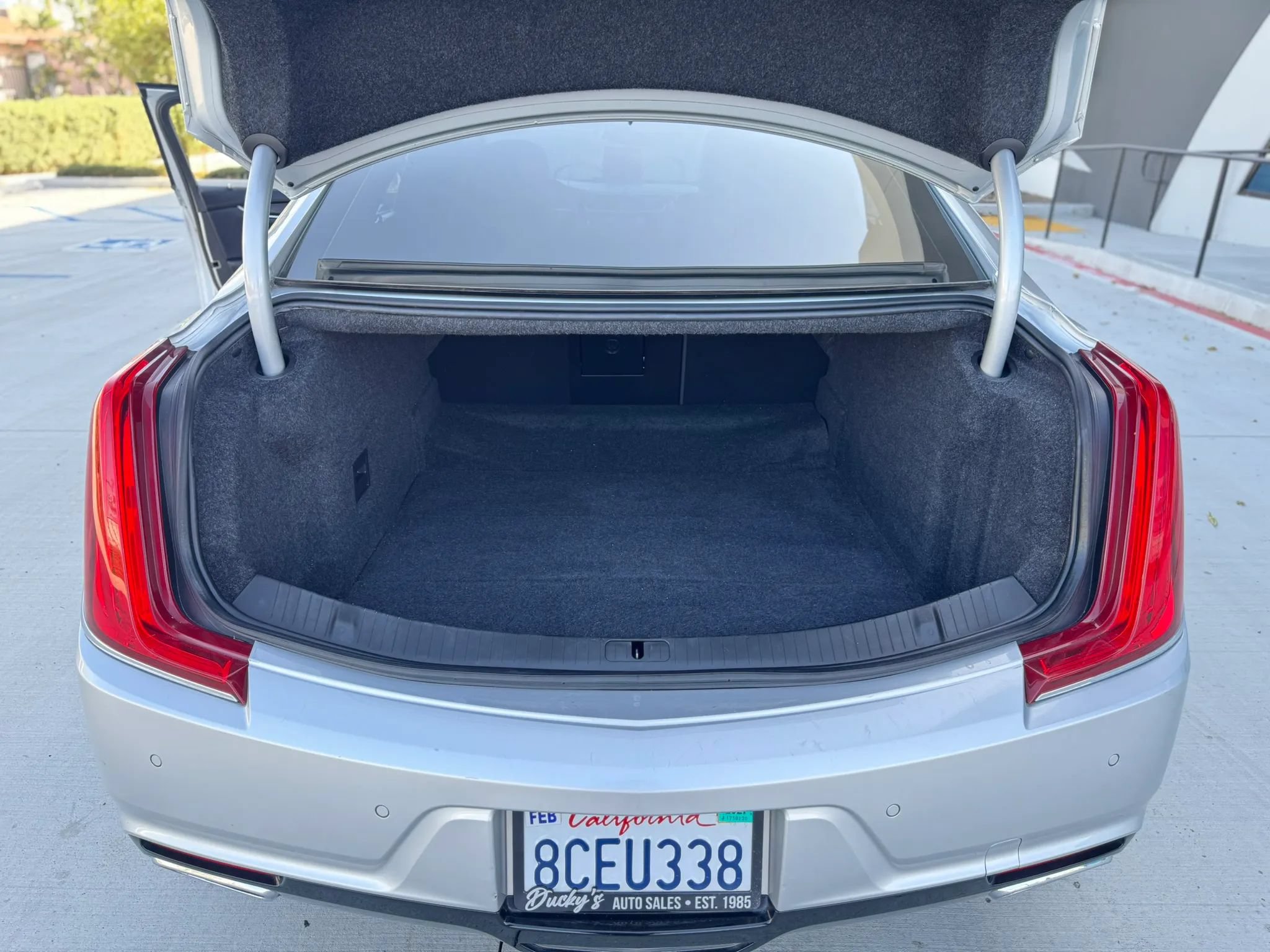 Used 2018 Cadillac XTS Luxury FWD image 32