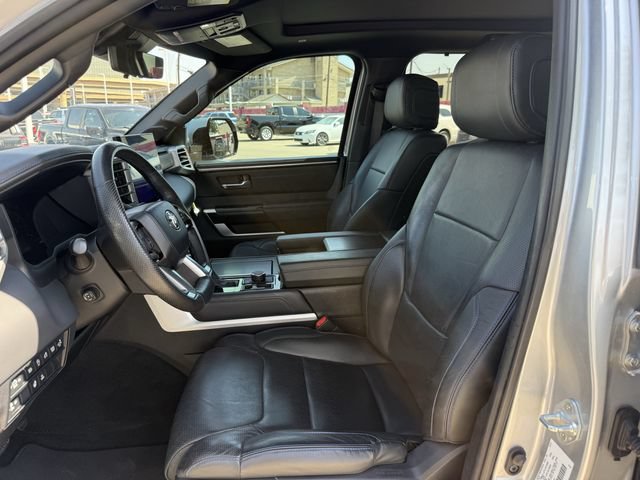 Used 2024 Toyota Tundra Platinum AWD/4WD image 28
