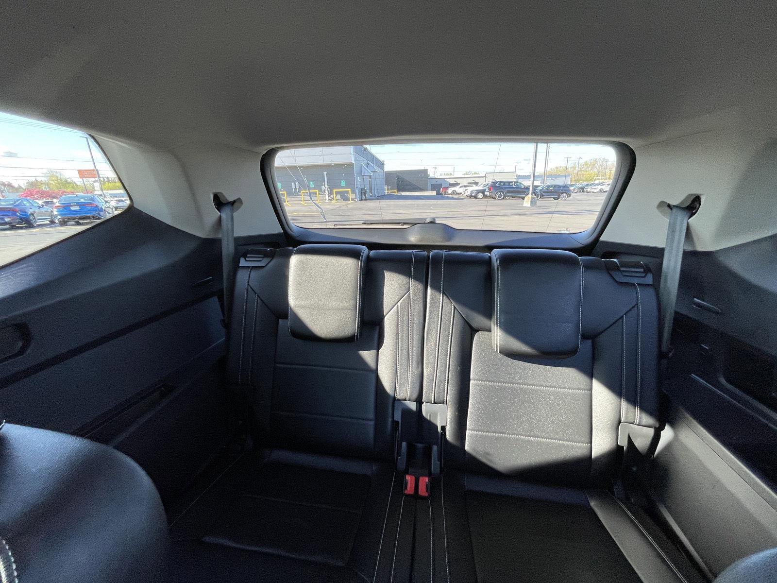 Used 2021 Volkswagen Atlas SE w/ Panoramic Sunroof Package AWD/4WD image 17
