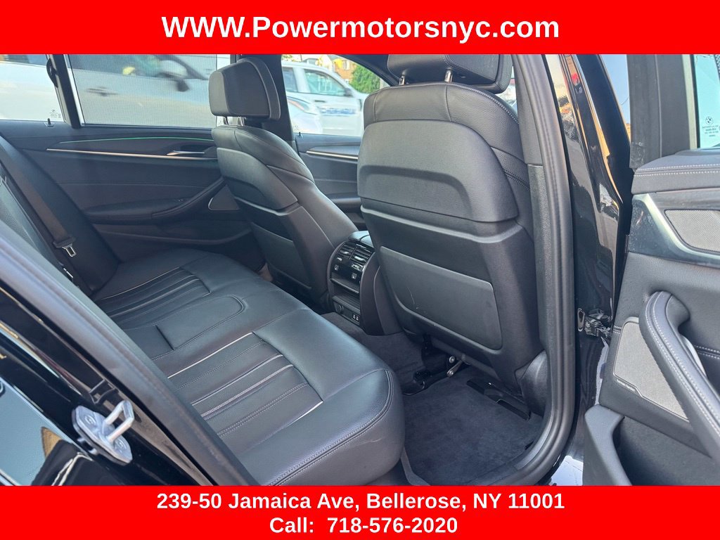 Used 2022 BMW M550i xDrive w/ Executive Package AWD/4WD image 38