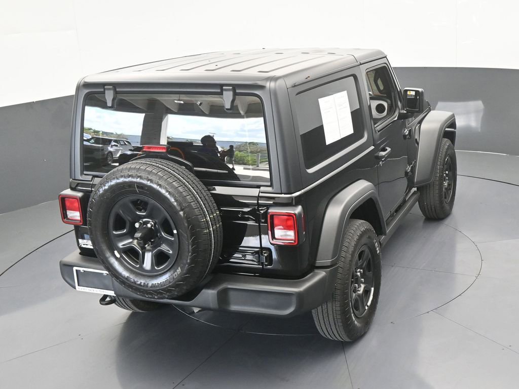 Used 2025 Jeep Wrangler Sport image 45