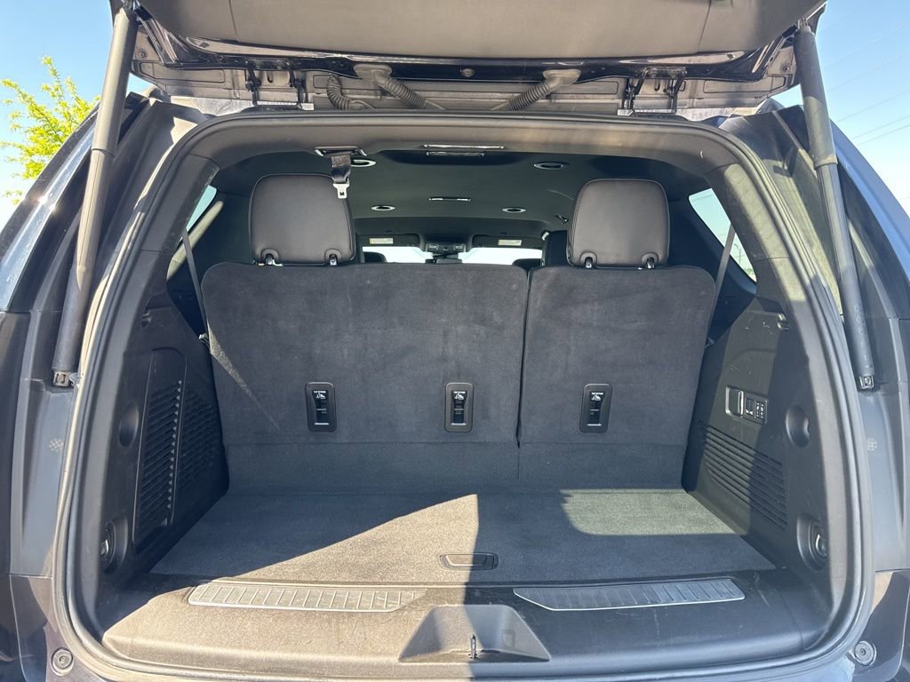 Used 2024 Chevrolet Tahoe Premier AWD/4WD image 34