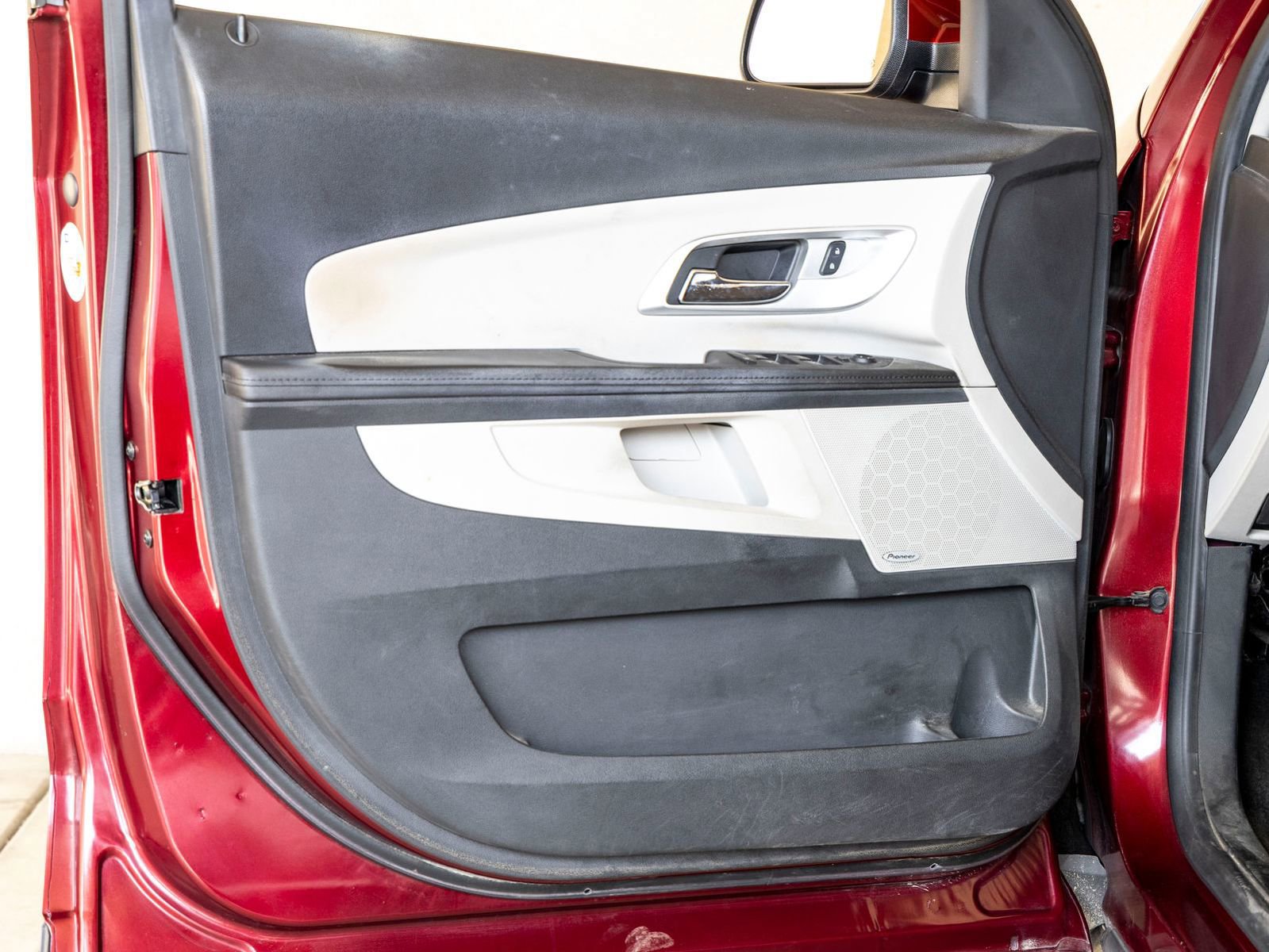 Used 2016 Chevrolet Equinox LT w/ Convenience Package FWD image 14