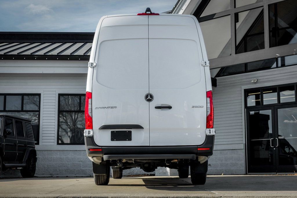 Used 2026 Mercedes-Benz Sprinter 2500 image 8