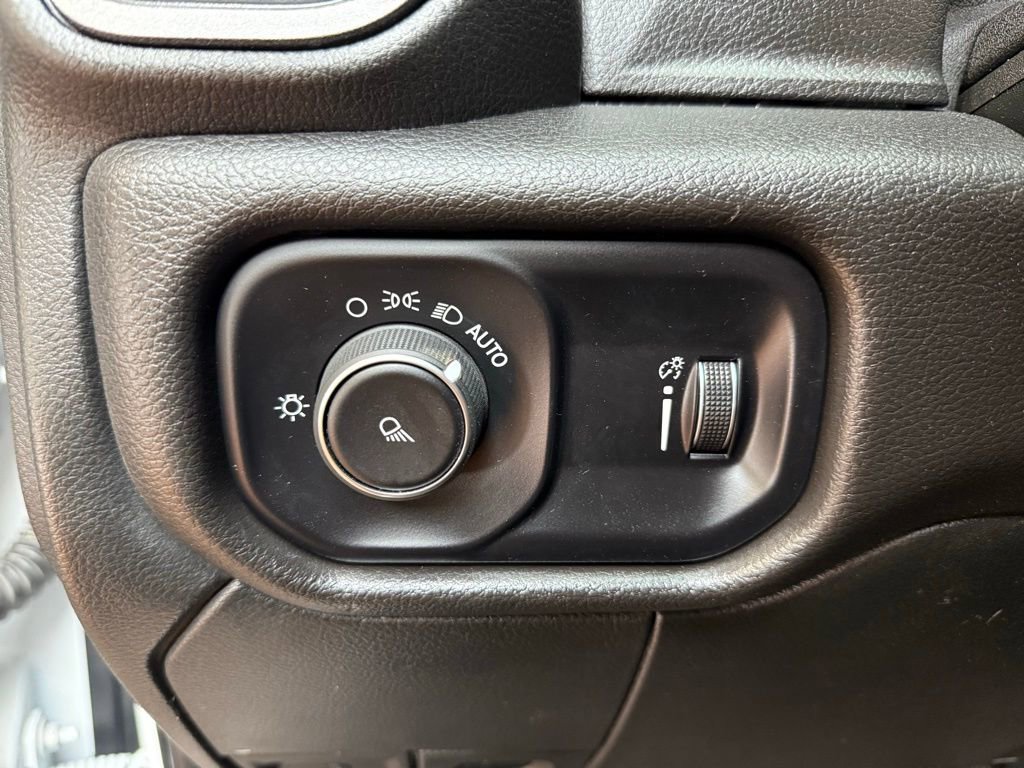 Used 2023 RAM 3500 Tradesman image 22