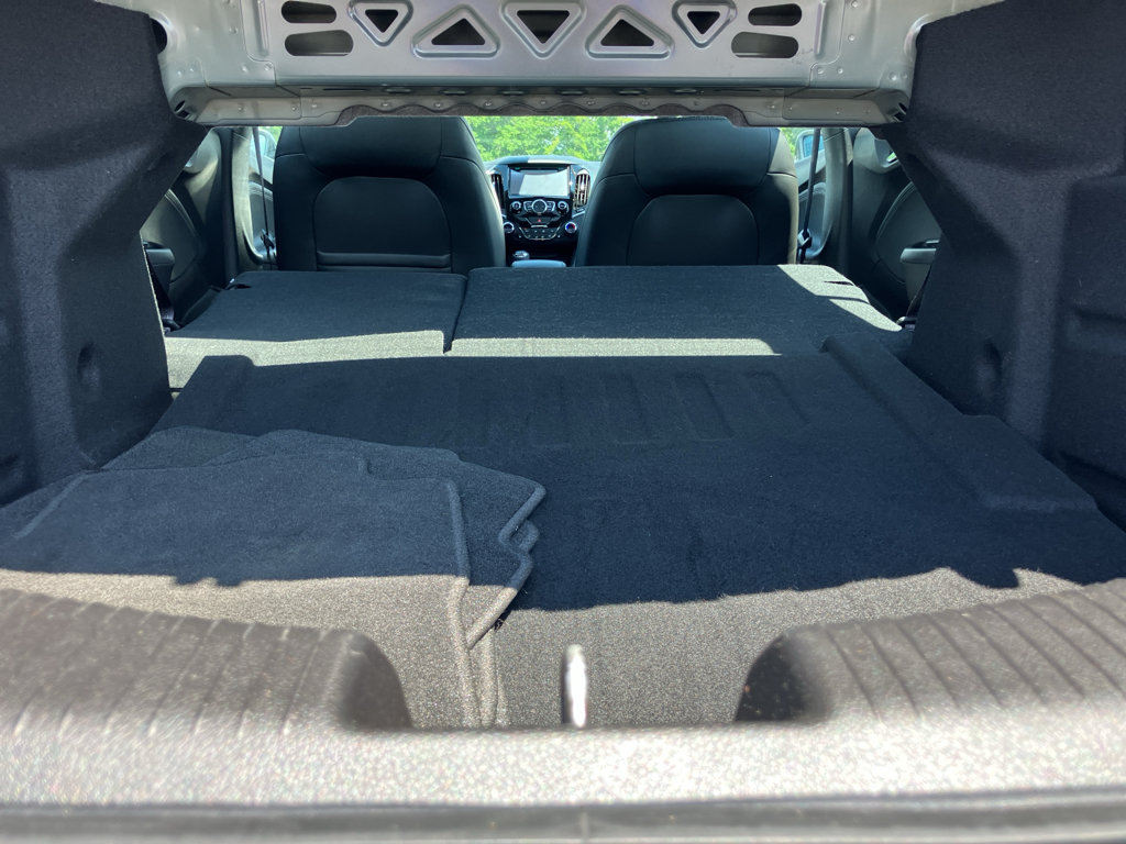 Used 2017 Chevrolet Cruze Premier FWD image 33