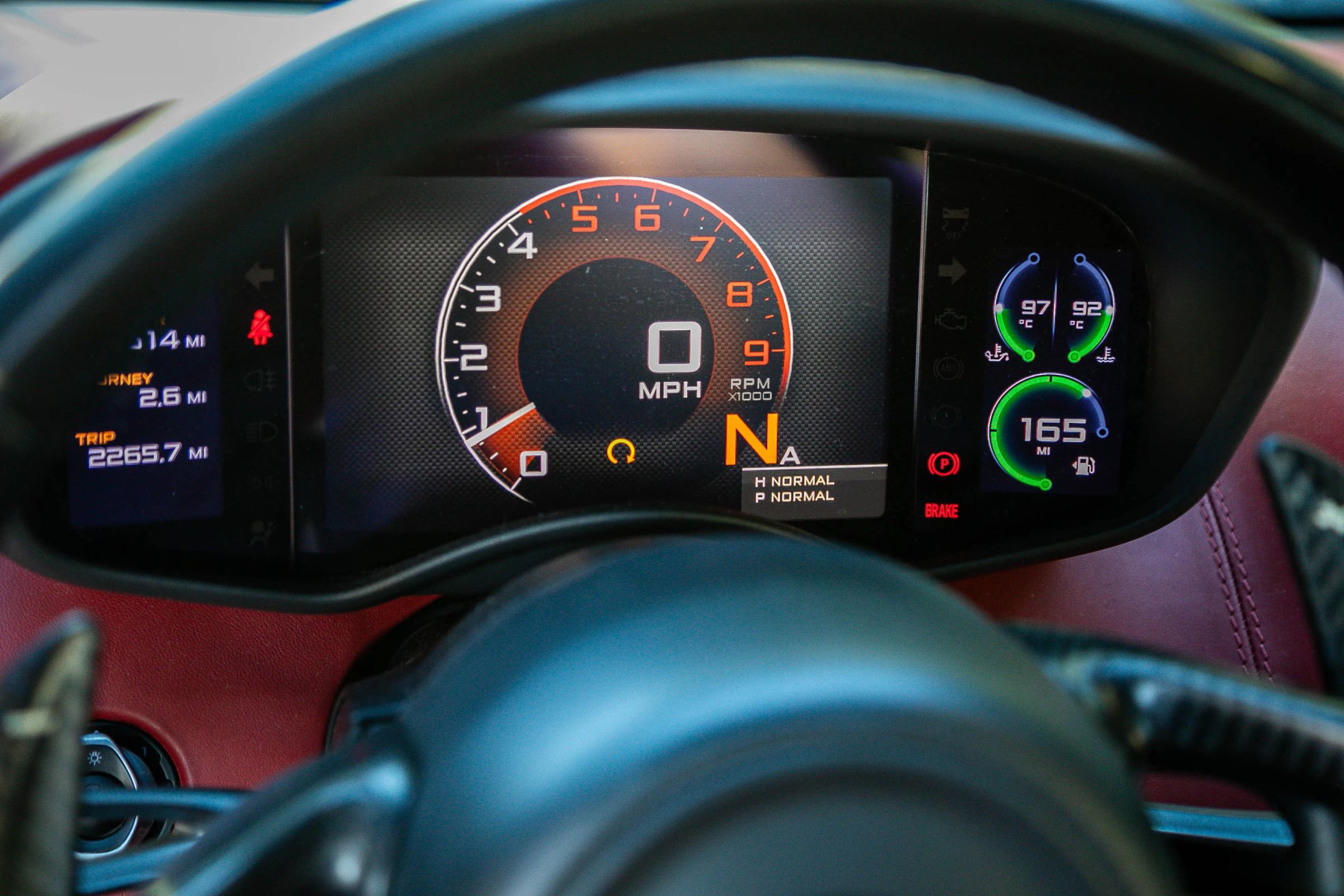 Used 2016 McLaren 570S Coupe image 23