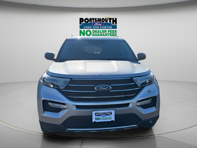 Used 2022 Ford Explorer XLT w/ Equipment Group 202A AWD/4WD image 9
