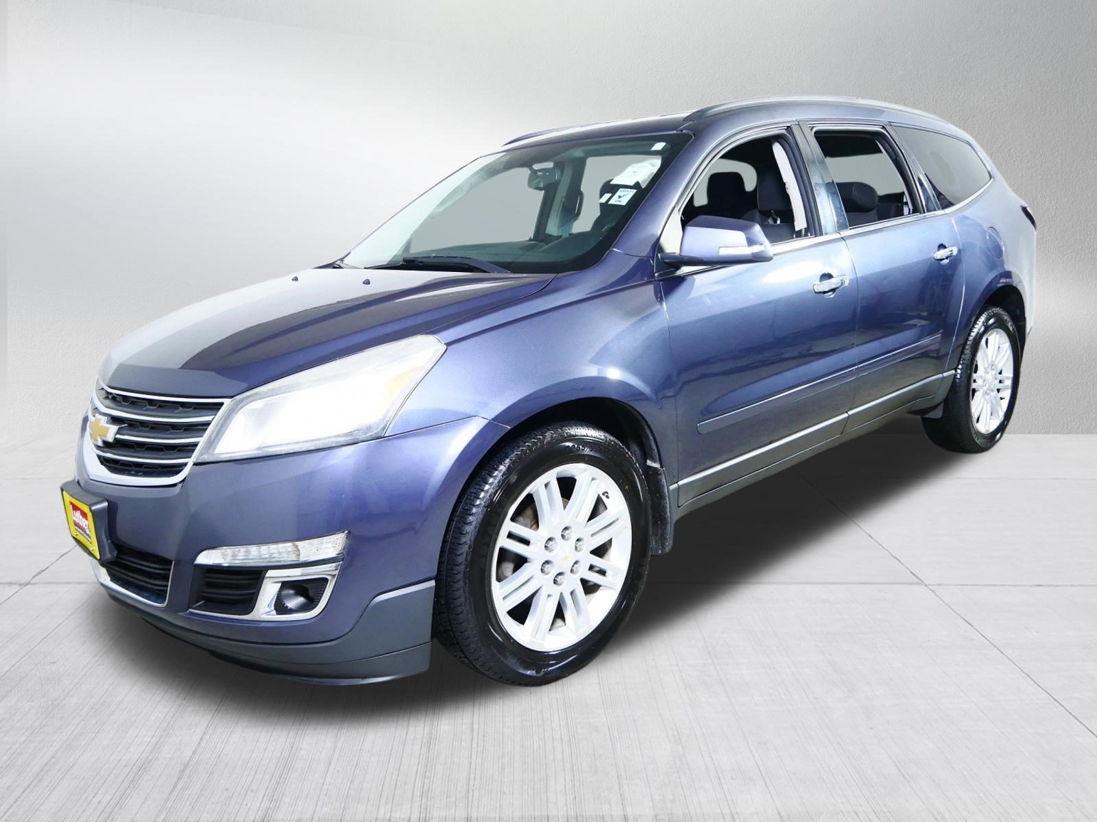 Used 2013 Chevrolet Traverse LT w/ All-Star Edition AWD/4WD image 3