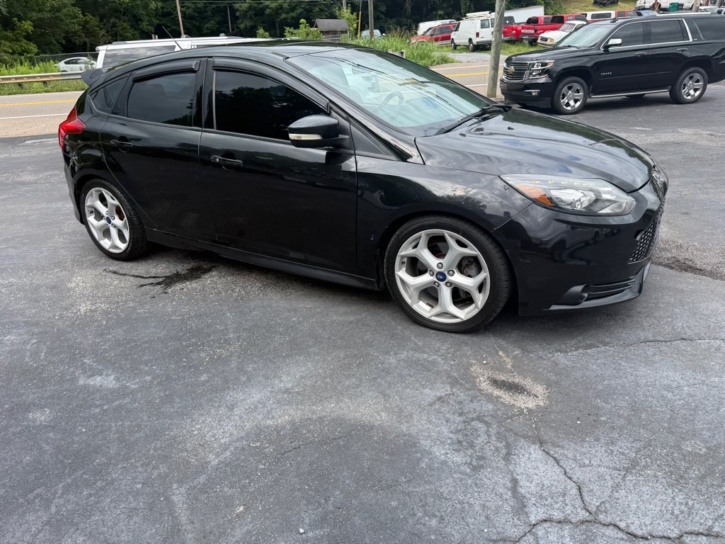 Used 2014 Ford Focus ST w/ Equipment Group 202A FWD image 48
