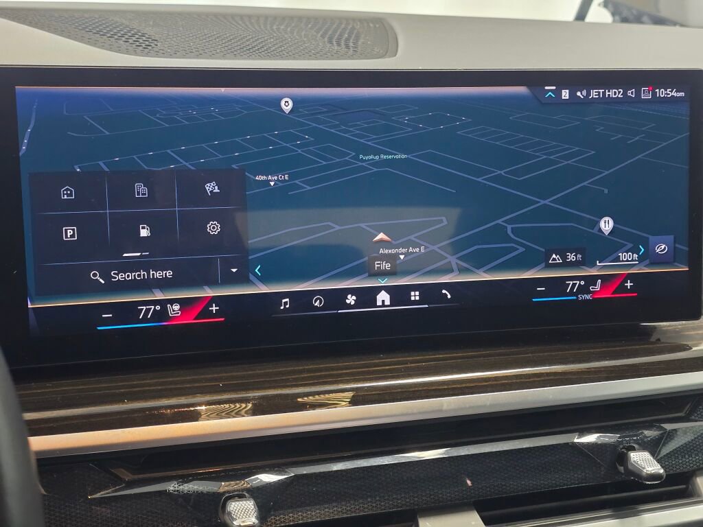 Used 2025 BMW X5 xDrive50e image 14