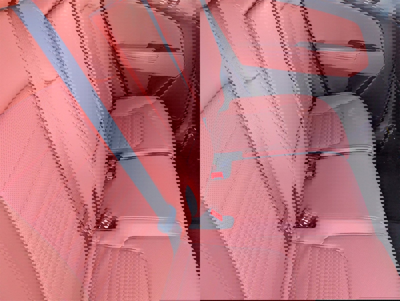 Used 2024 Kia Sportage SX image 13