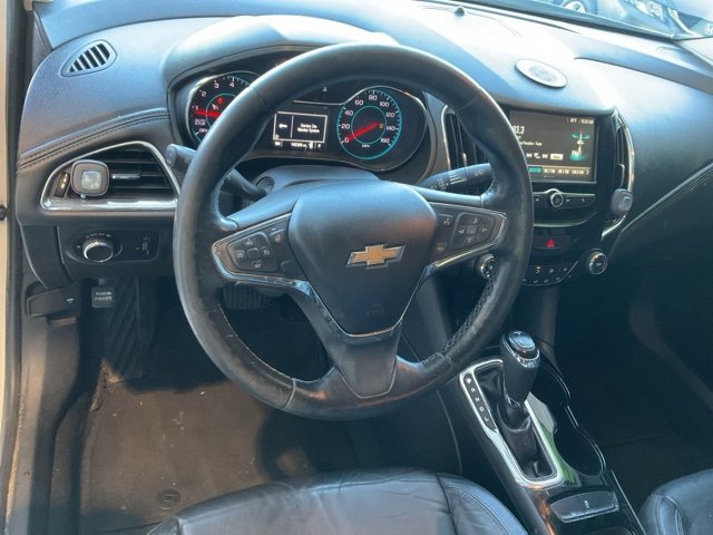 Used 2017 Chevrolet Cruze Premier image 7