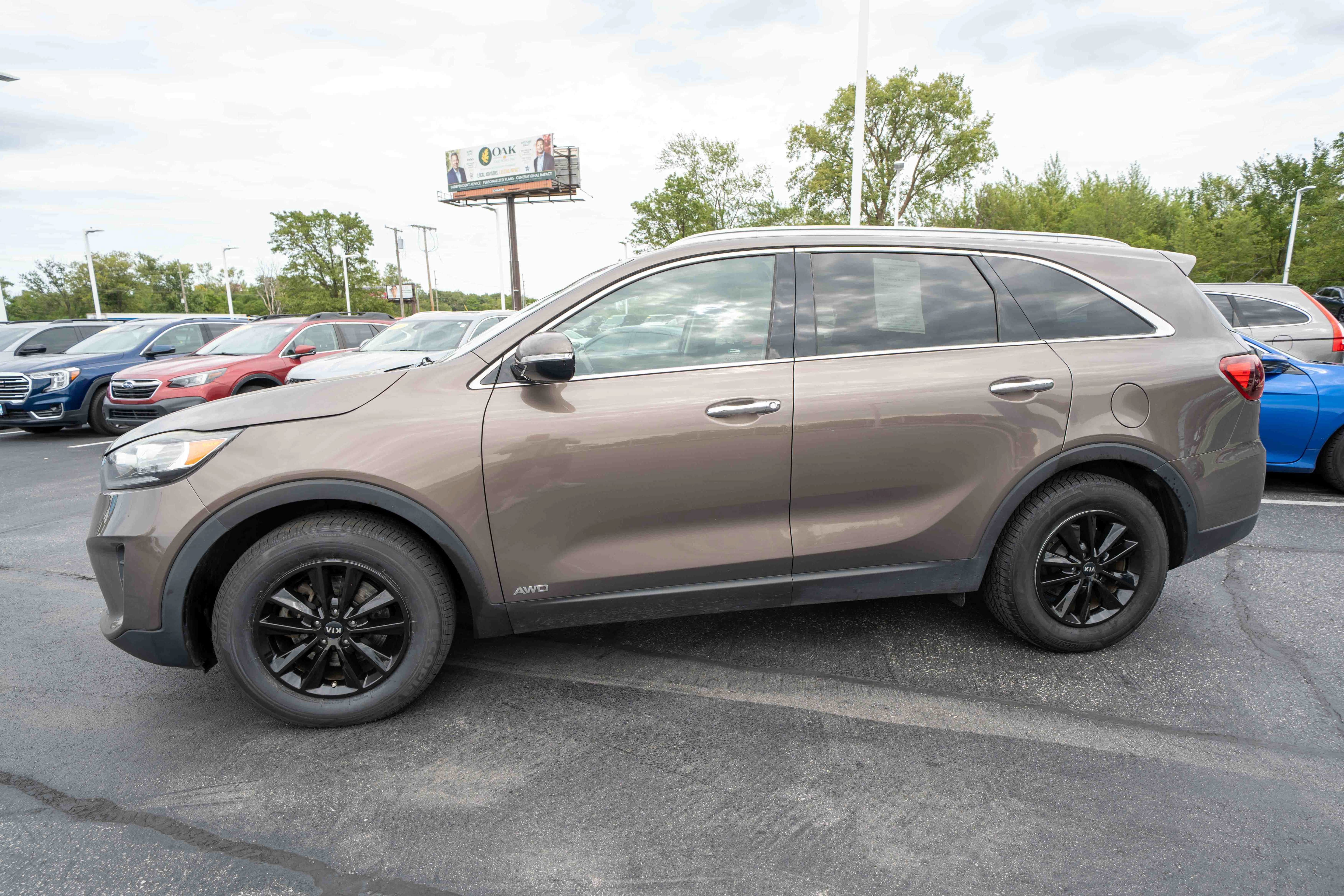 Used 2019 Kia Sorento AWD w/ LX Convenience Package image 3