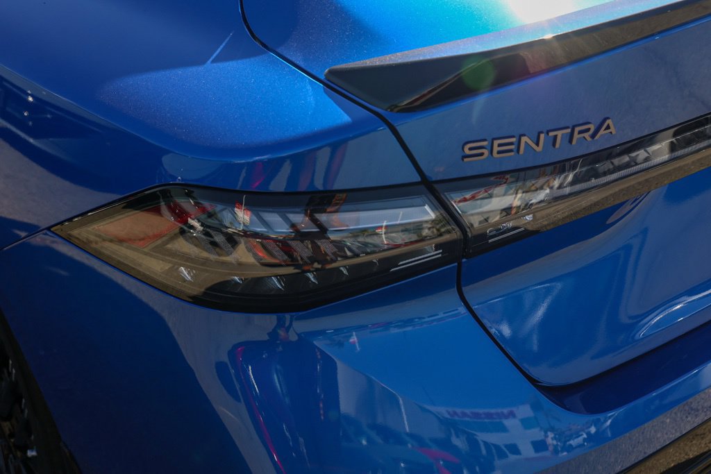 New 2027 Nissan Sentra SR FWD image 8