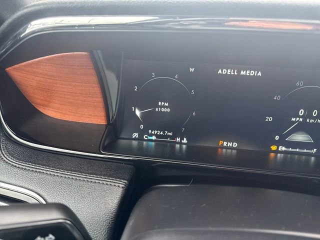 Used 2019 Lincoln Navigator Reserve image 18