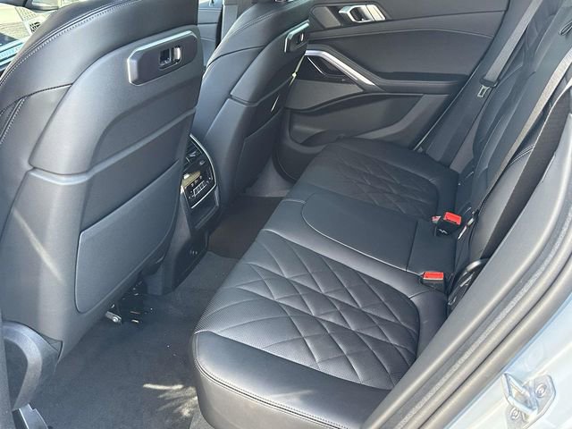 New 2026 BMW X6 xDrive40i w/ Climate Comfort Package image 8