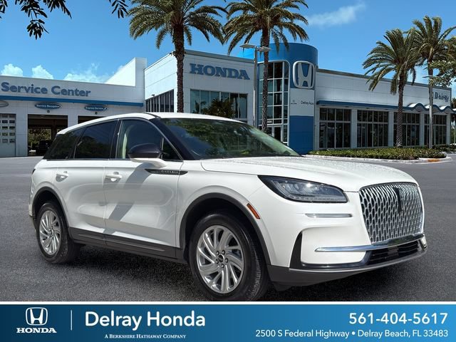 Used 2023 Lincoln Corsair FWD image 1