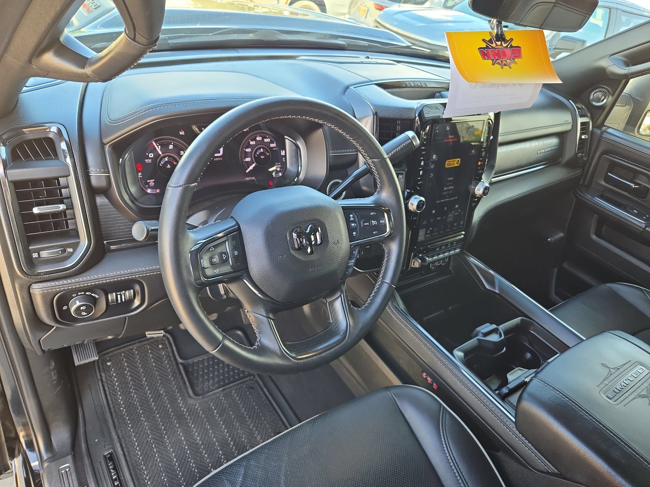 Used 2024 RAM 2500 Limited AWD/4WD image 10