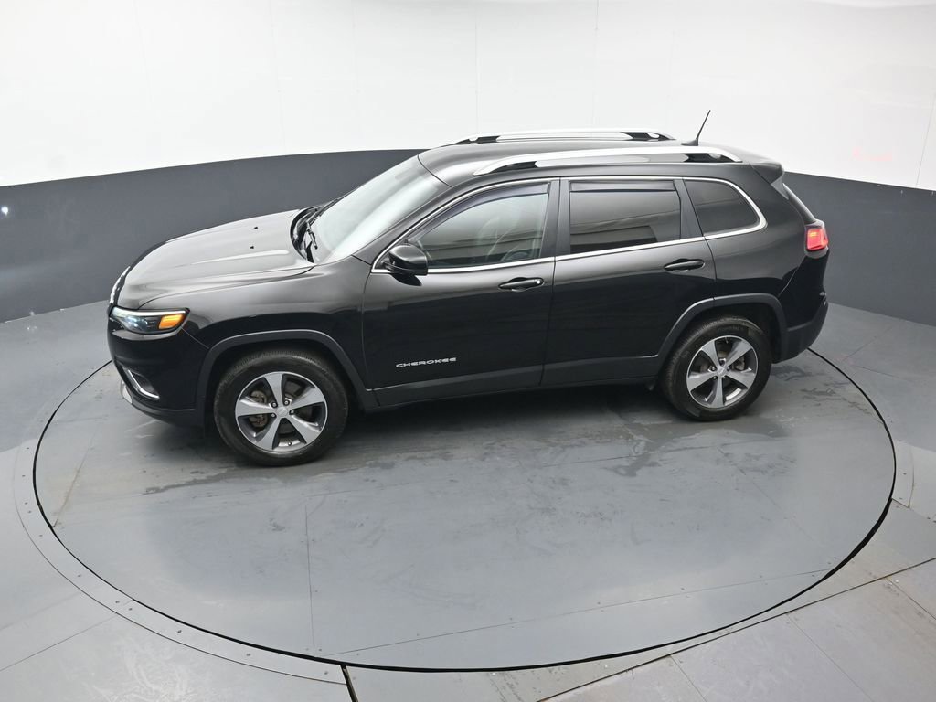Used 2019 Jeep Cherokee Limited image 35