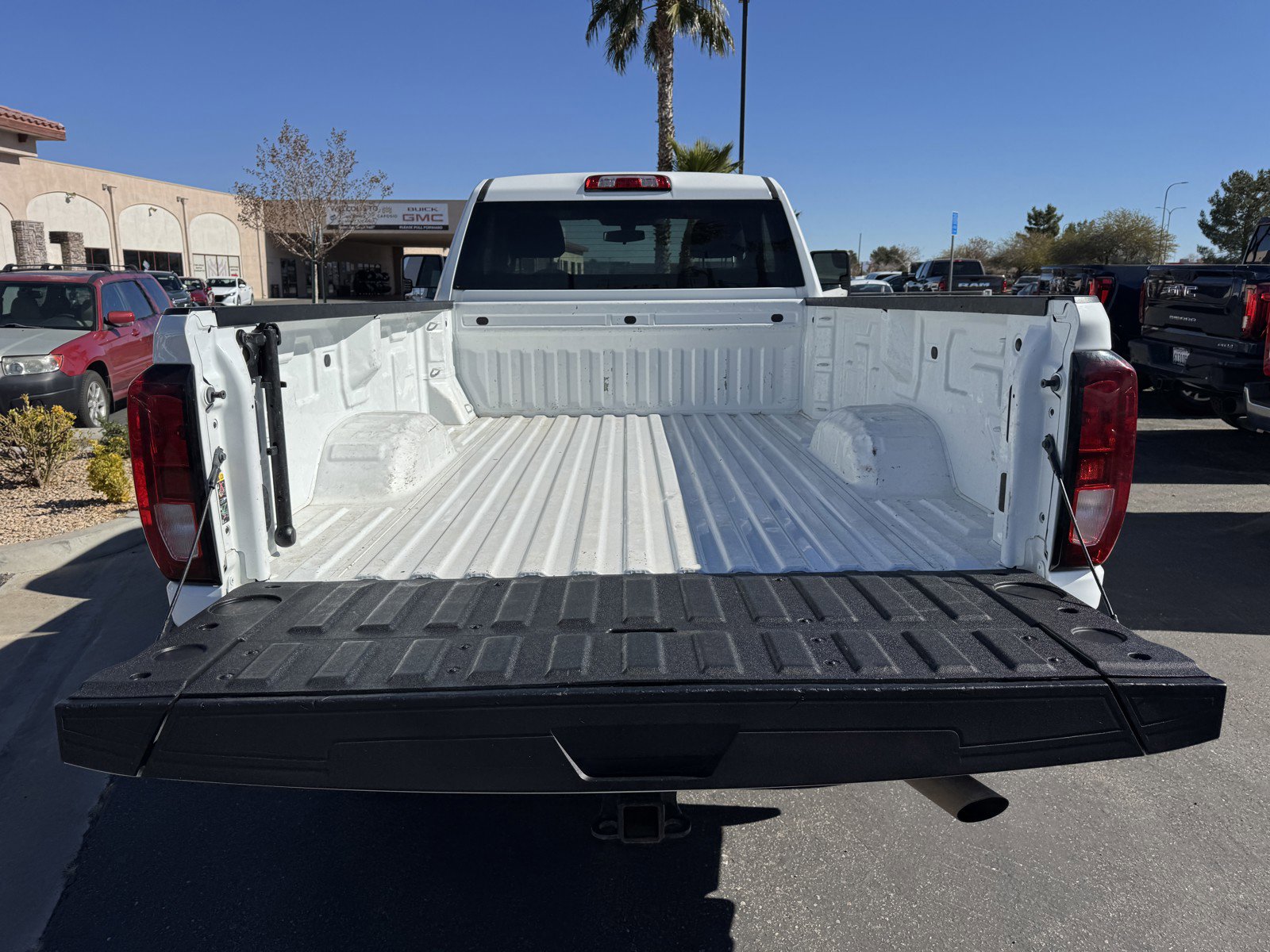Used 2022 GMC Sierra 2500 SLE w/ SLE Convenience Package image 12