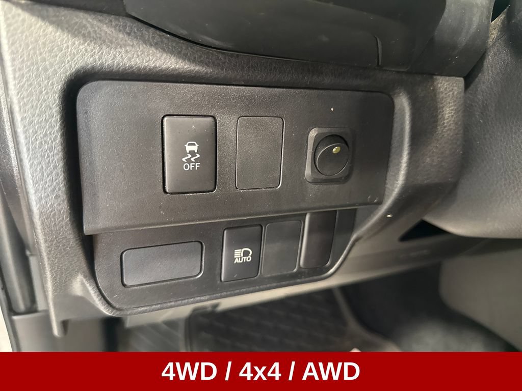 Used 2023 Toyota Tacoma SR AWD/4WD image 9