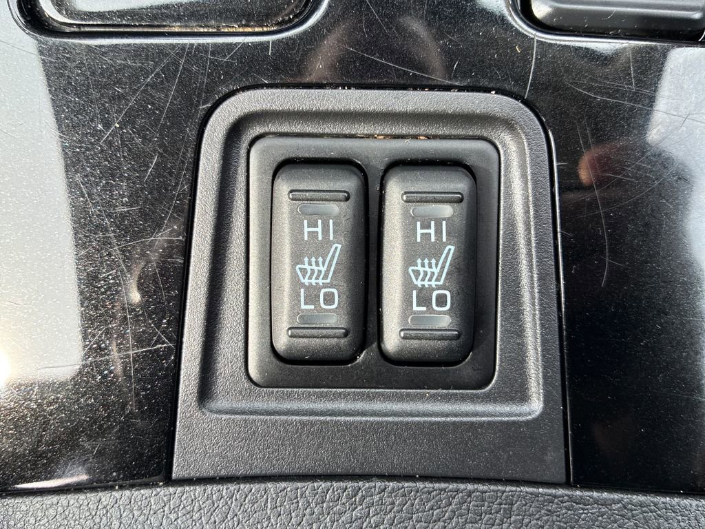 Used 2020 Mitsubishi Outlander SE image 25