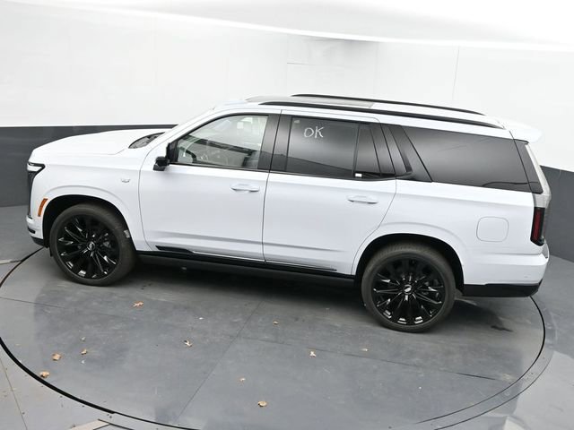 New 2026 Cadillac Escalade Platinum Sport w/ LPO, ONYX Package AWD/4WD image 36