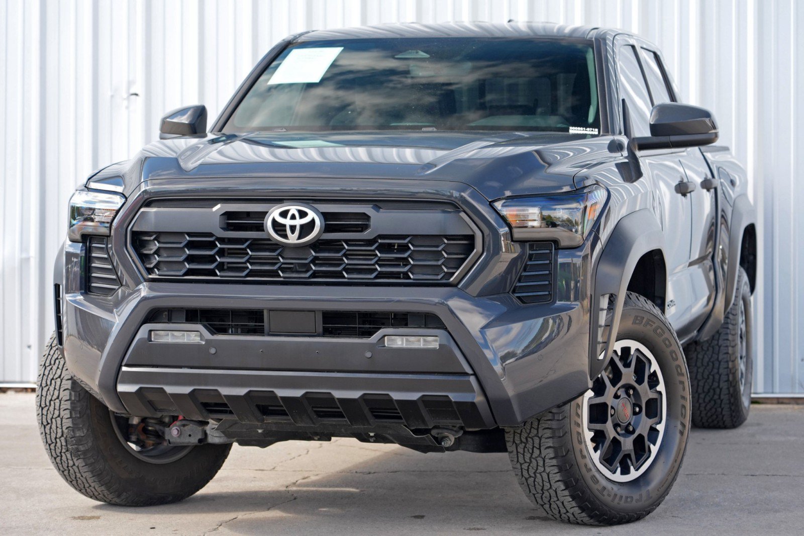 Used 2024 Toyota Tacoma TRD Off-Road w/ TRD Off Road Upgrade Package AWD/4WD image 3