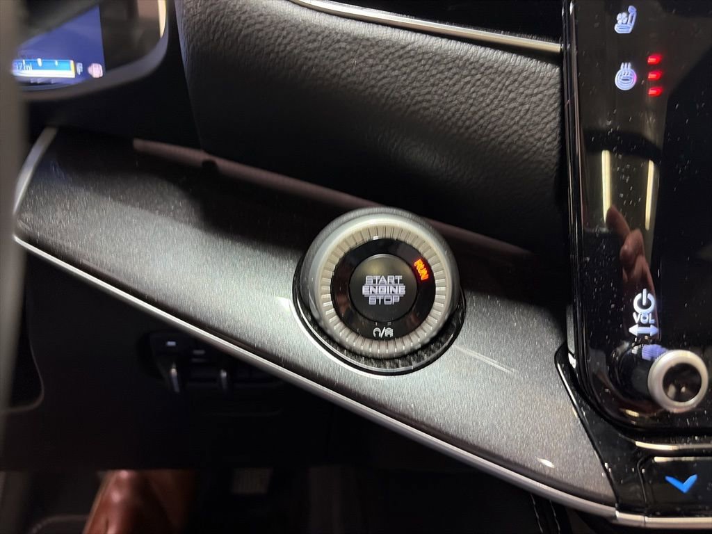 Used 2024 Jeep Wagoneer L 4WD w/ Premium Group I image 41