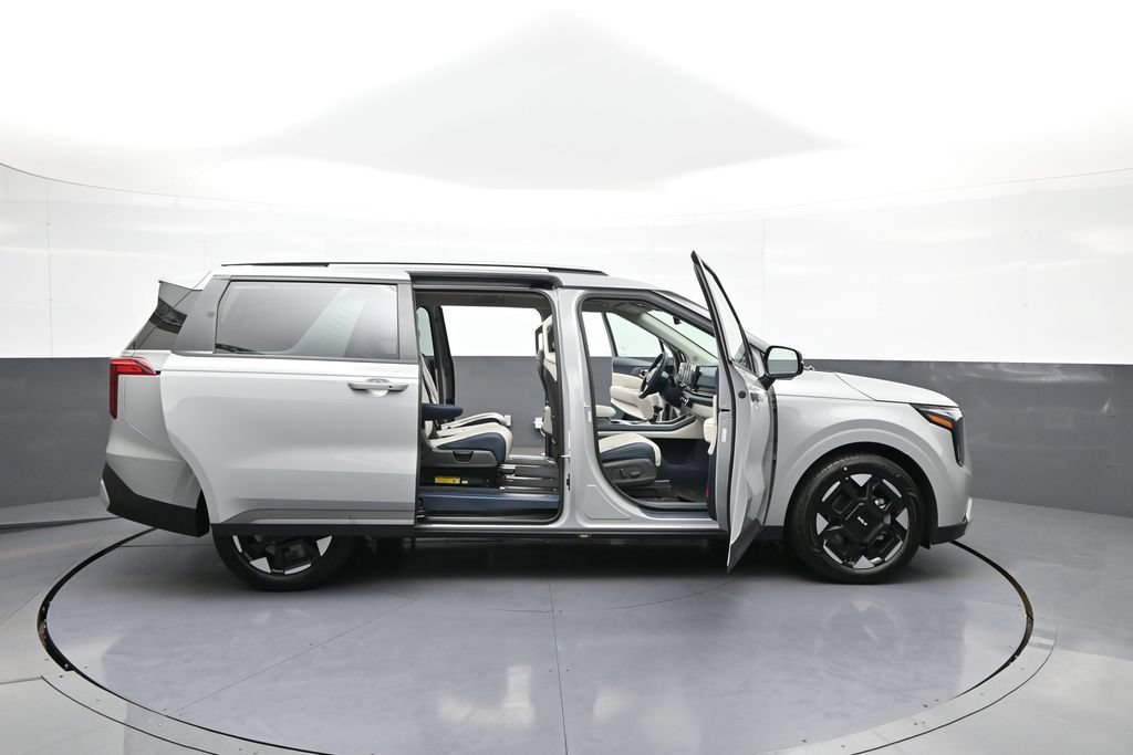 New 2026 Kia Carnival EX FWD image 43