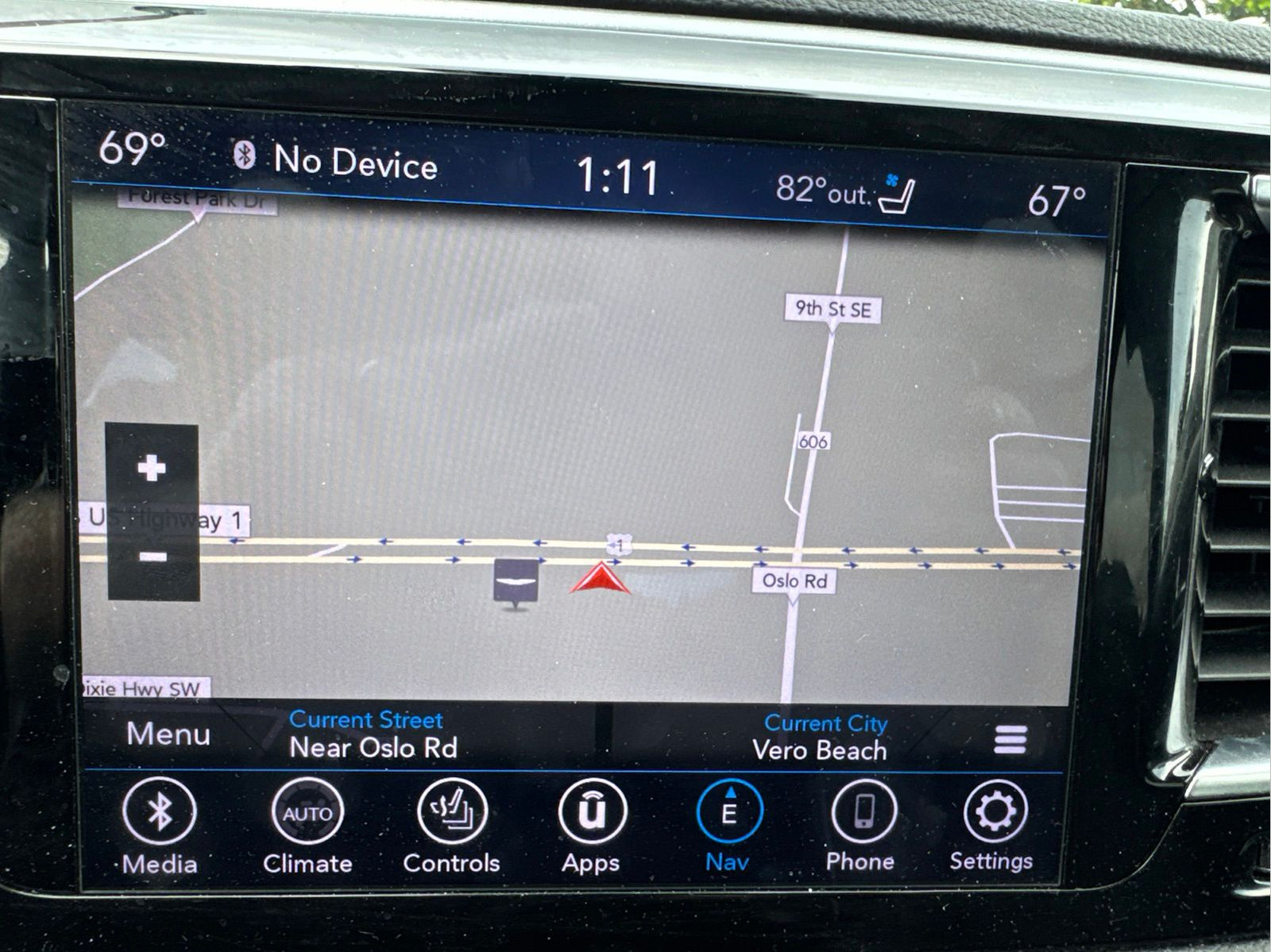 Certified 2020 Chrysler Pacifica Limited FWD image 28