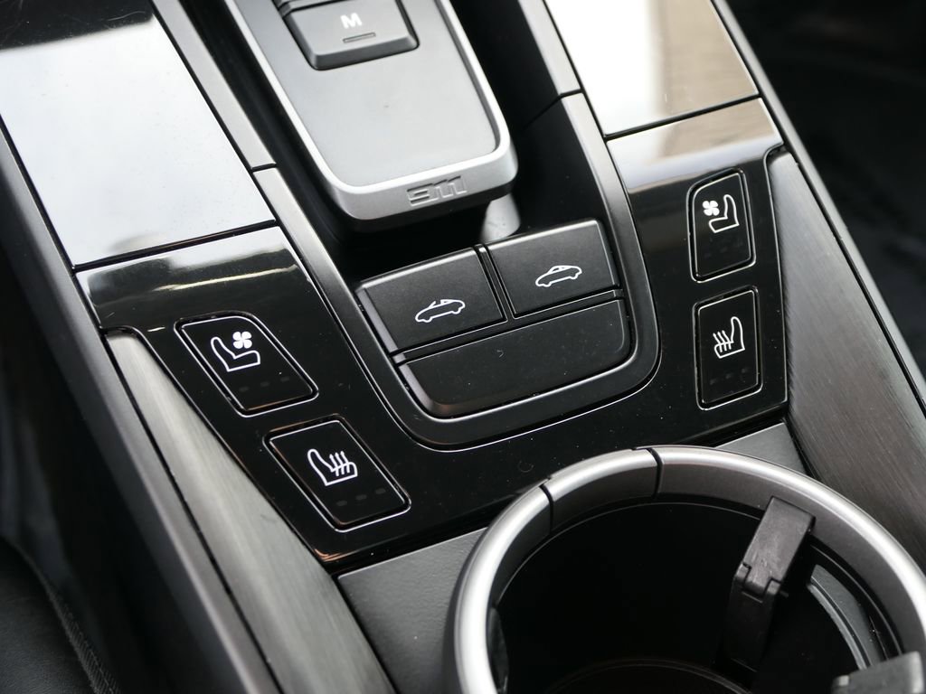 Used 2024 Porsche 911 Targa 4 GTS image 21