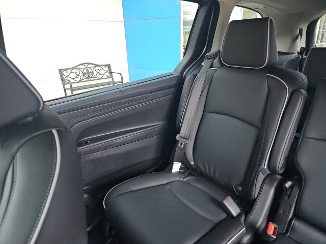 New 2026 Honda Odyssey Touring image 13