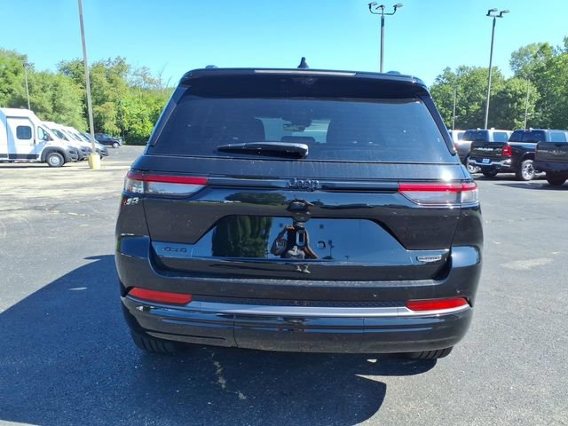 New 2026 Jeep Grand Cherokee Summit w/ Obsidian Package AWD/4WD image 9