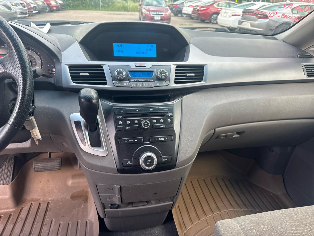 Used 2011 Honda Odyssey EX image 10