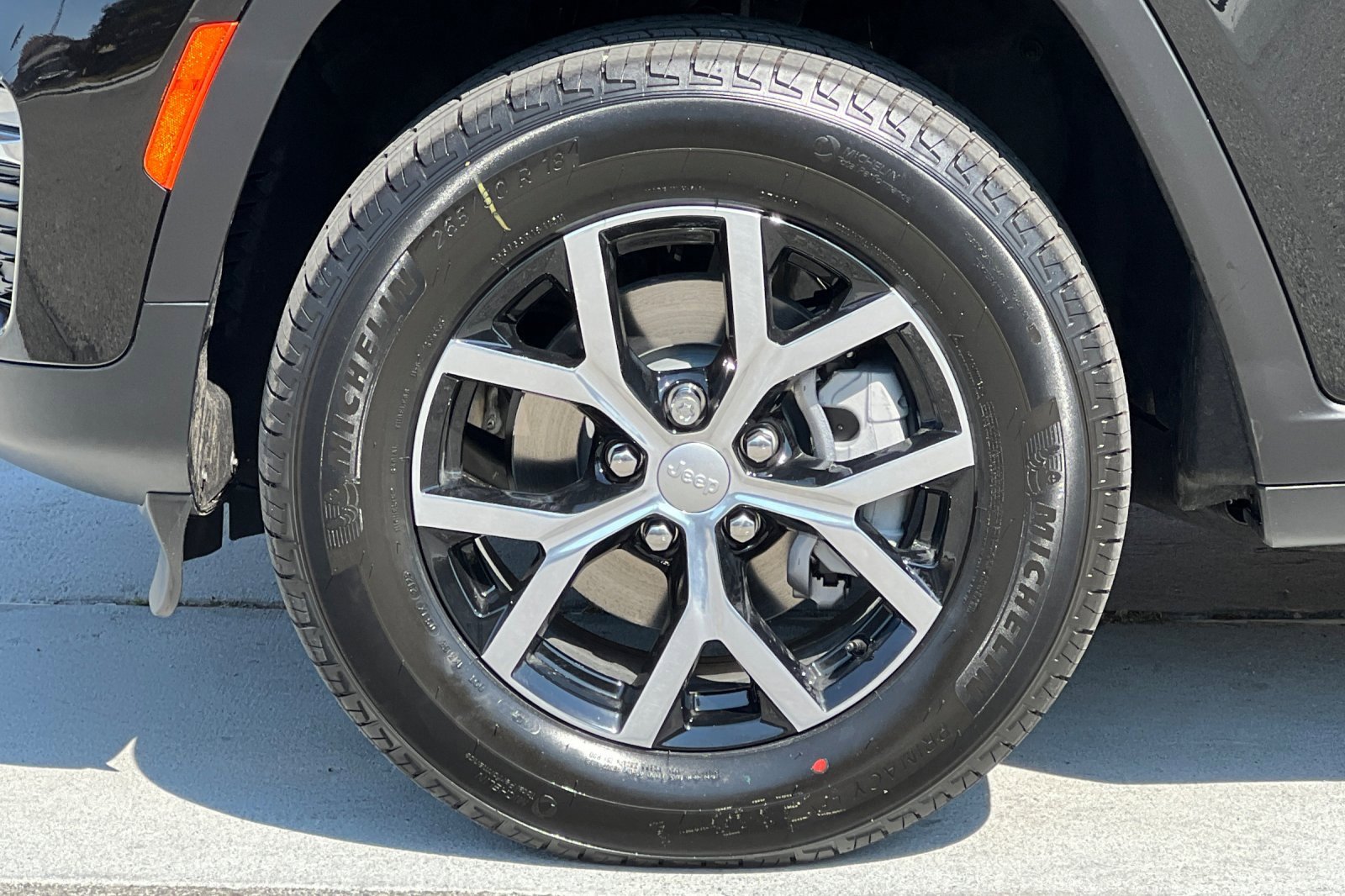 New 2025 Jeep Grand Cherokee Limited image 26