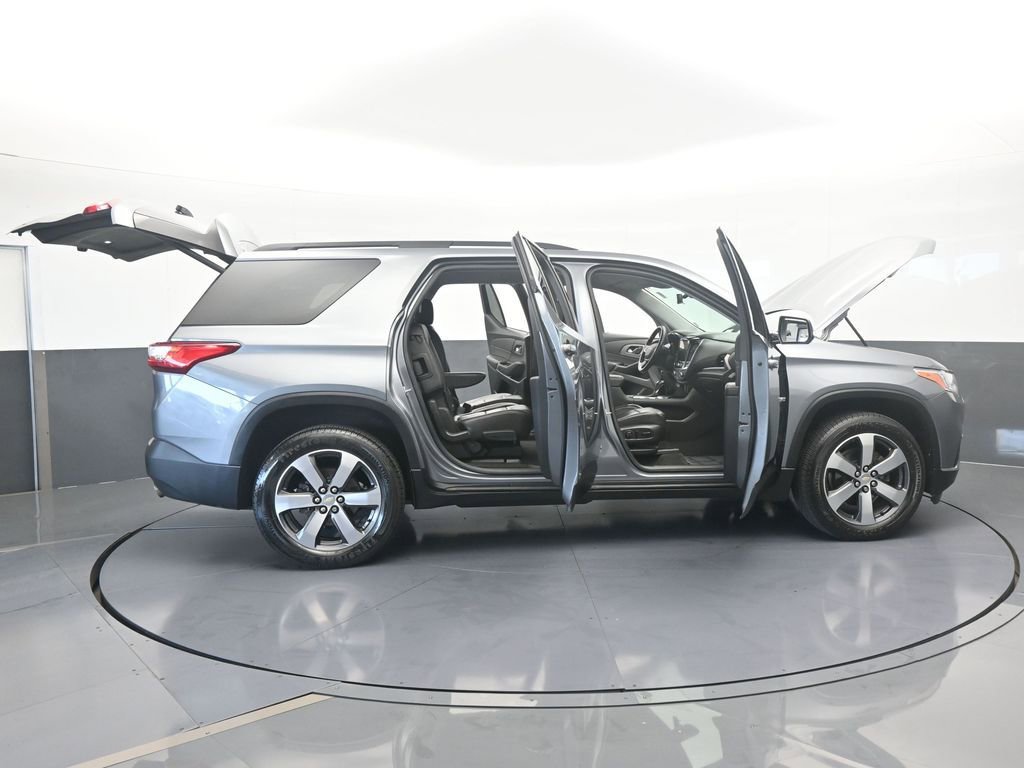 Used 2020 Chevrolet Traverse LT w/ LT Premium Package image 87