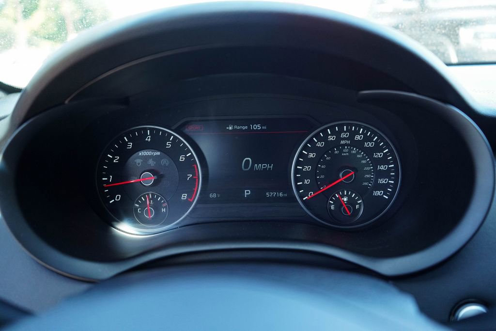 Used 2020 Kia Stinger GT2 RWD image 25