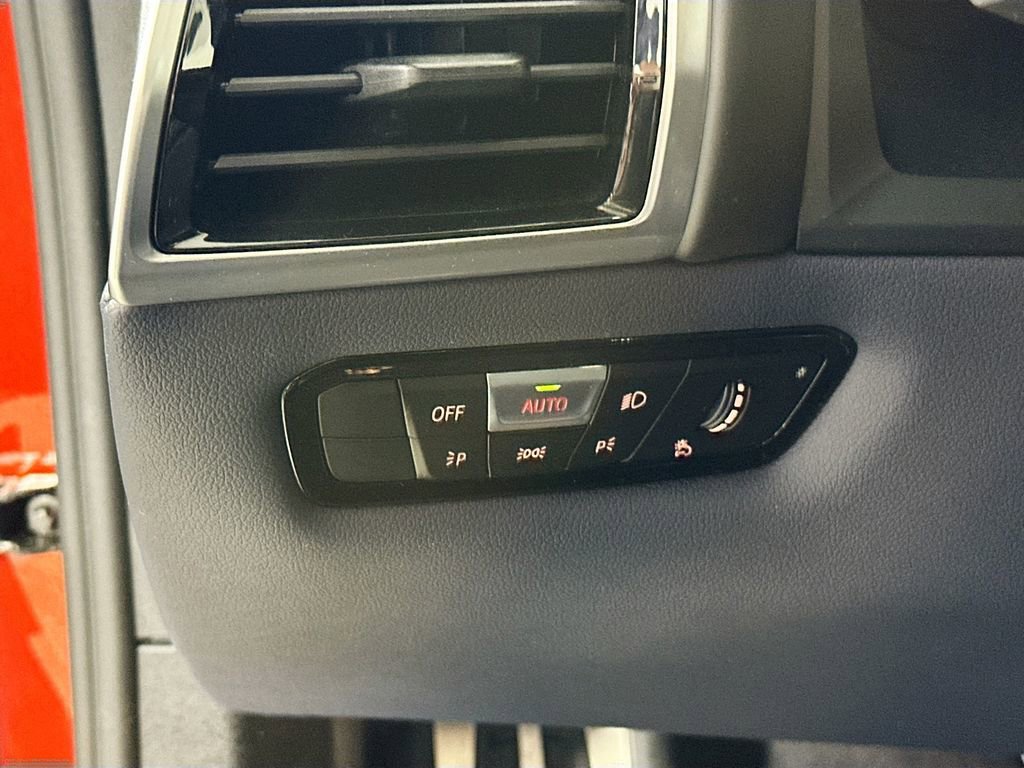 Used 2023 BMW 840i Coupe w/ Driving Assistance Package image 10