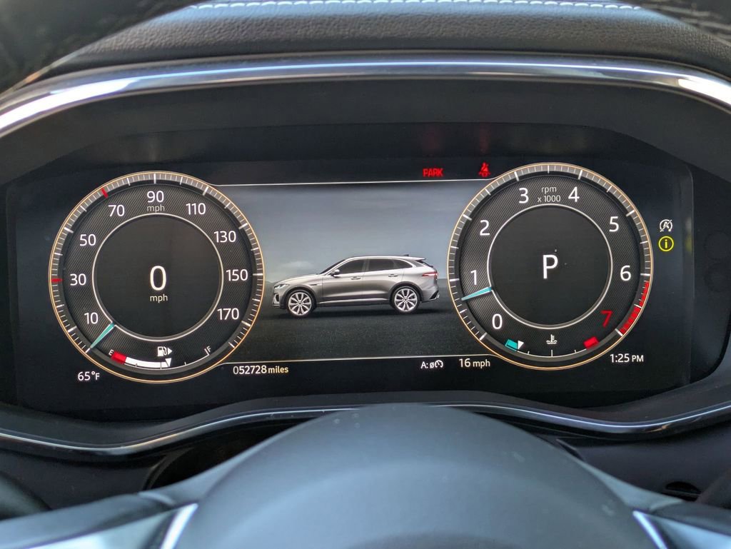 Used 2024 Jaguar F-PACE R-Dynamic S image 22