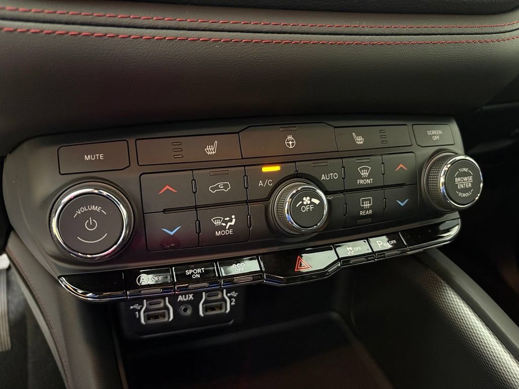 New 2026 Dodge Durango GT w/ Blacktop Package AWD/4WD image 26